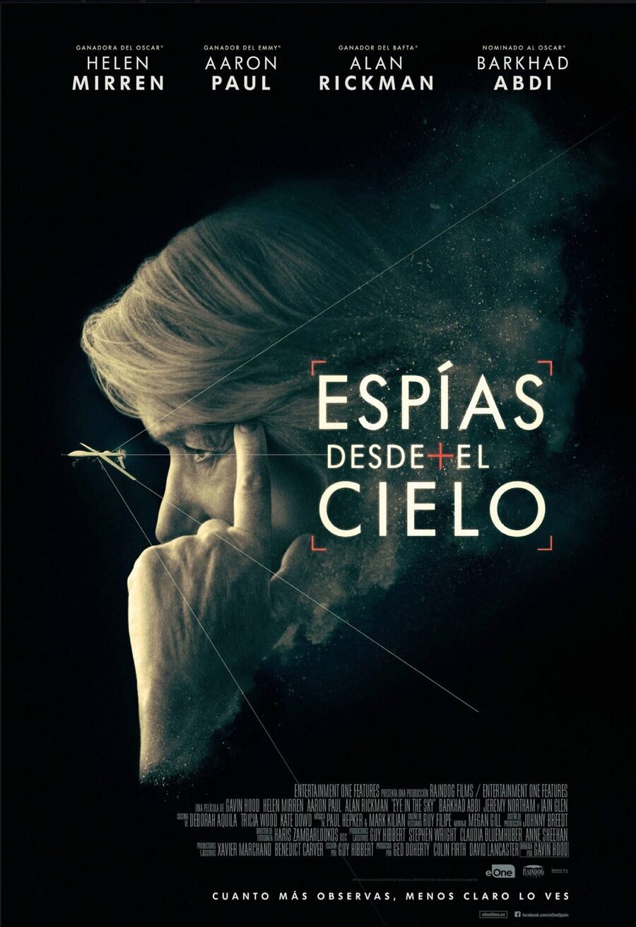 Cartel de Espías desde el cielo - España