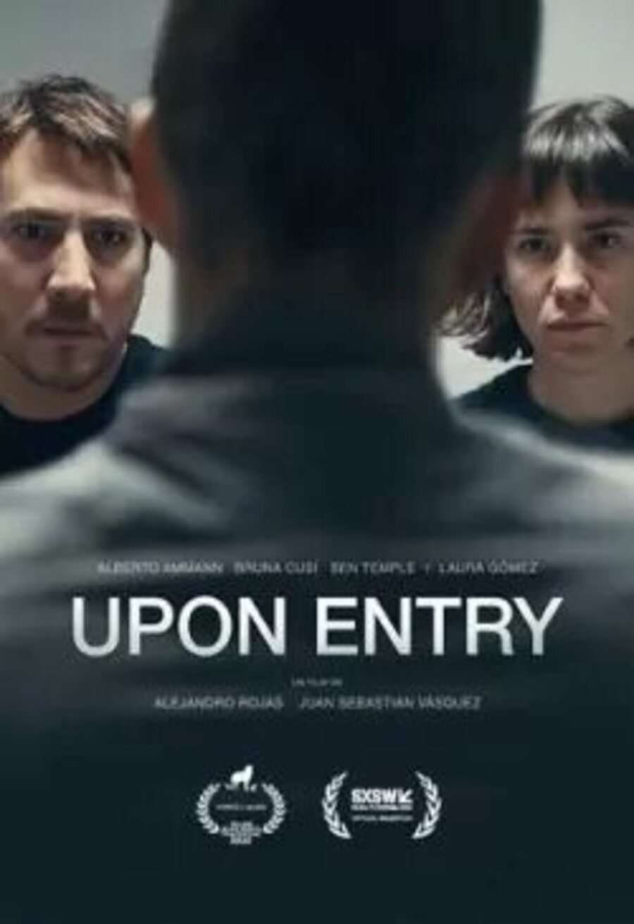 Cartel de Upon Entry (La llegada) - España