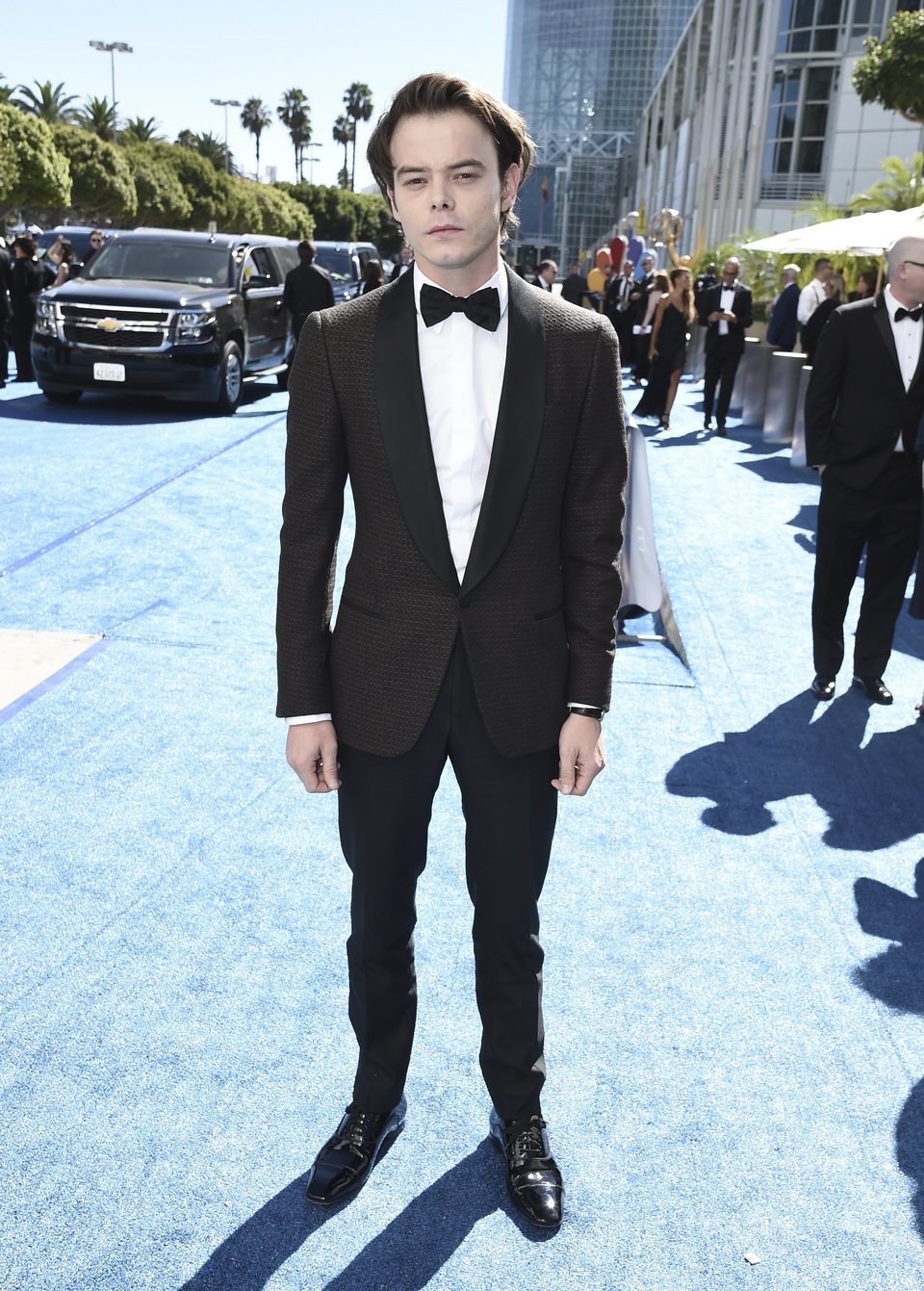 Charlie Heaton en la alfombra roja de los Emmy 2018