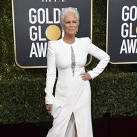 Jamie Lee Curtis en la alfombra roja de los Globos de Oro 2019