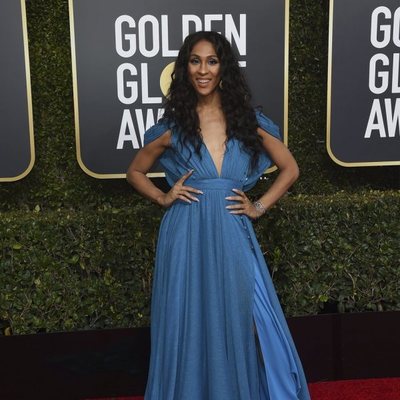 MJ Rodriguez en la alfombra roja de los Globos de Oro 2019