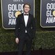 Joe Alwyn en la alfombra roja de los Globos de Oro 2019