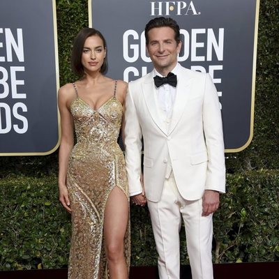 Bradley Cooper y Irina Shayk en la alfombra roja de los Globos de Oro 2019