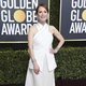 Julianne Moore en la alfombra roja de los Globos de Oro 2019