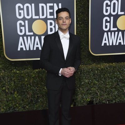 Rami Malek en la alfombra roja de los Globos de Oro 2019