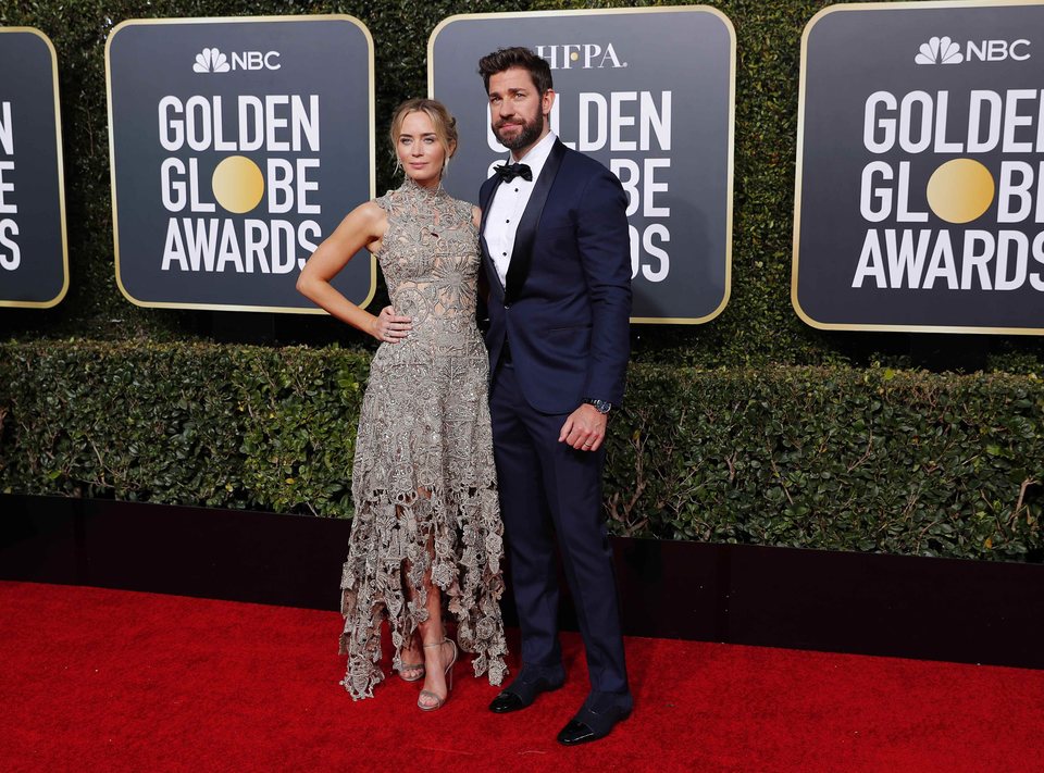 John Krasinski y Emily Blunt en la alfombra roja los Globos de Oro 2019