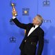 Michael Douglas posa con su Globo de Oro