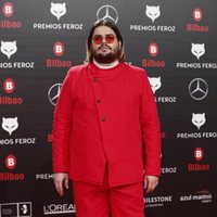 Brays Efe en la alfombra roja de los Premios Feroz 2019