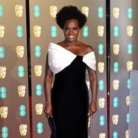 Viola Davis en la alfombra roja de los BAFTA 2019