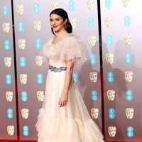 Rachel Weisz en la alfombra roja de los BAFTA 2019