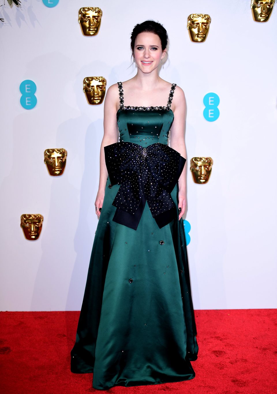 Rachel Brosnahan en la alfombra roja de los BAFTA 2019