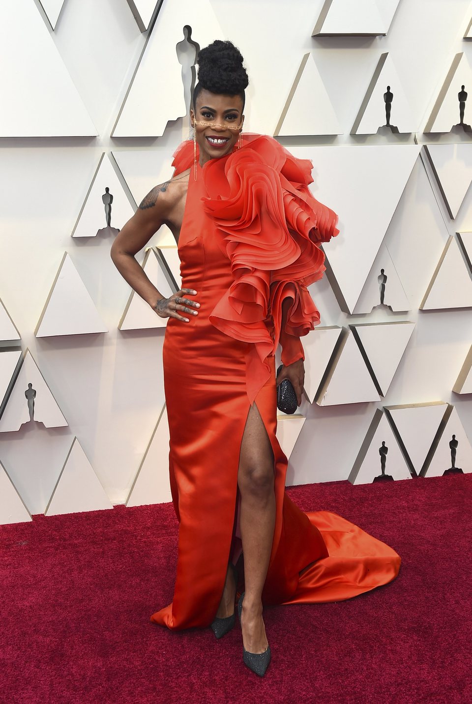 Hannah Beachler en la alfombra roja de los Oscars 2019