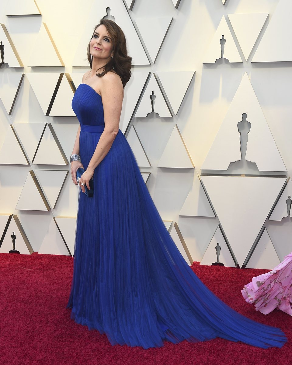 Tina Fey en la alfombra roja de los Oscar 2019