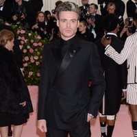 Richard Madden en la Gala del Met 2019