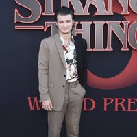 Joe Keery en la premiere de la tercera temporada de 'Stranger Things'