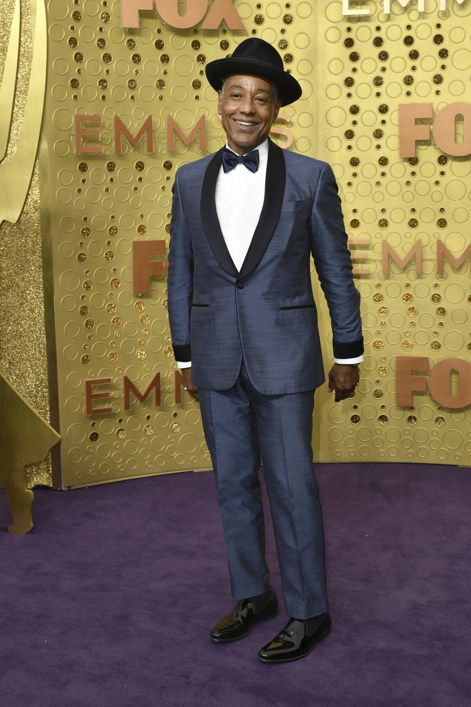 Giancarlo Esposito en la alfombra roja de los Emmy 2019