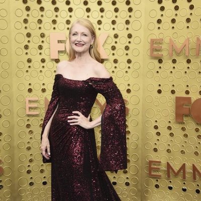 Patricia Clarkson en la alfombra roja de los premios Emmy 2019