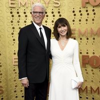 Ted Danson y Mary Steenburgen en la alfombra roja de los Emmy 2019