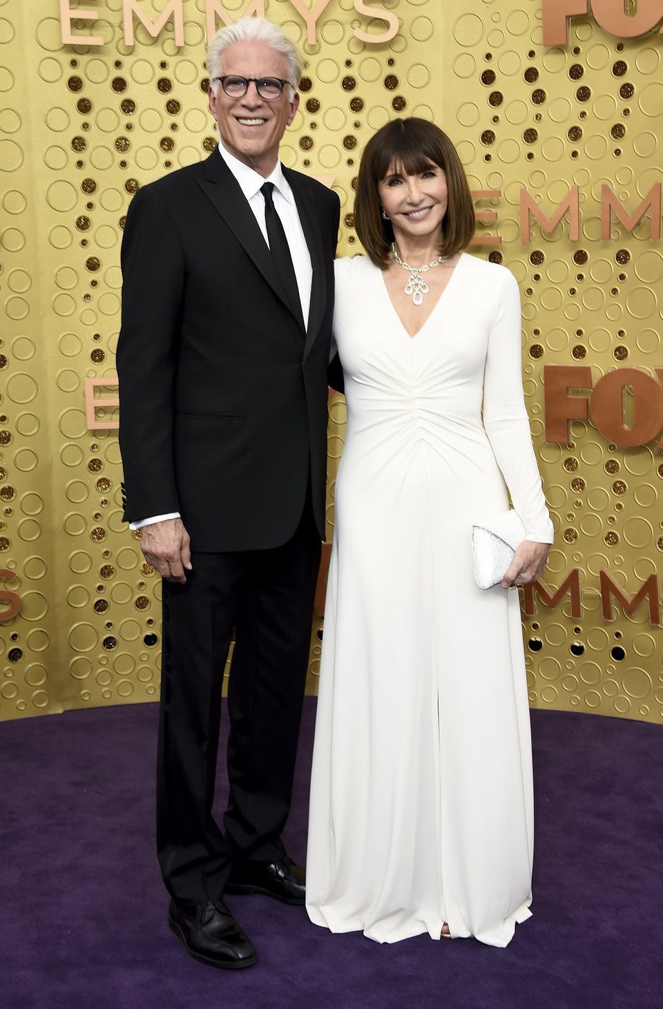 Ted Danson y Mary Steenburgen en la alfombra roja de los Emmy 2019