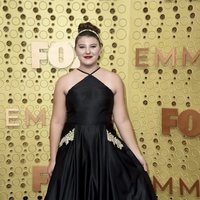 Mackenzie Hancsicsak en la alfombra roja de los Emmy 2019