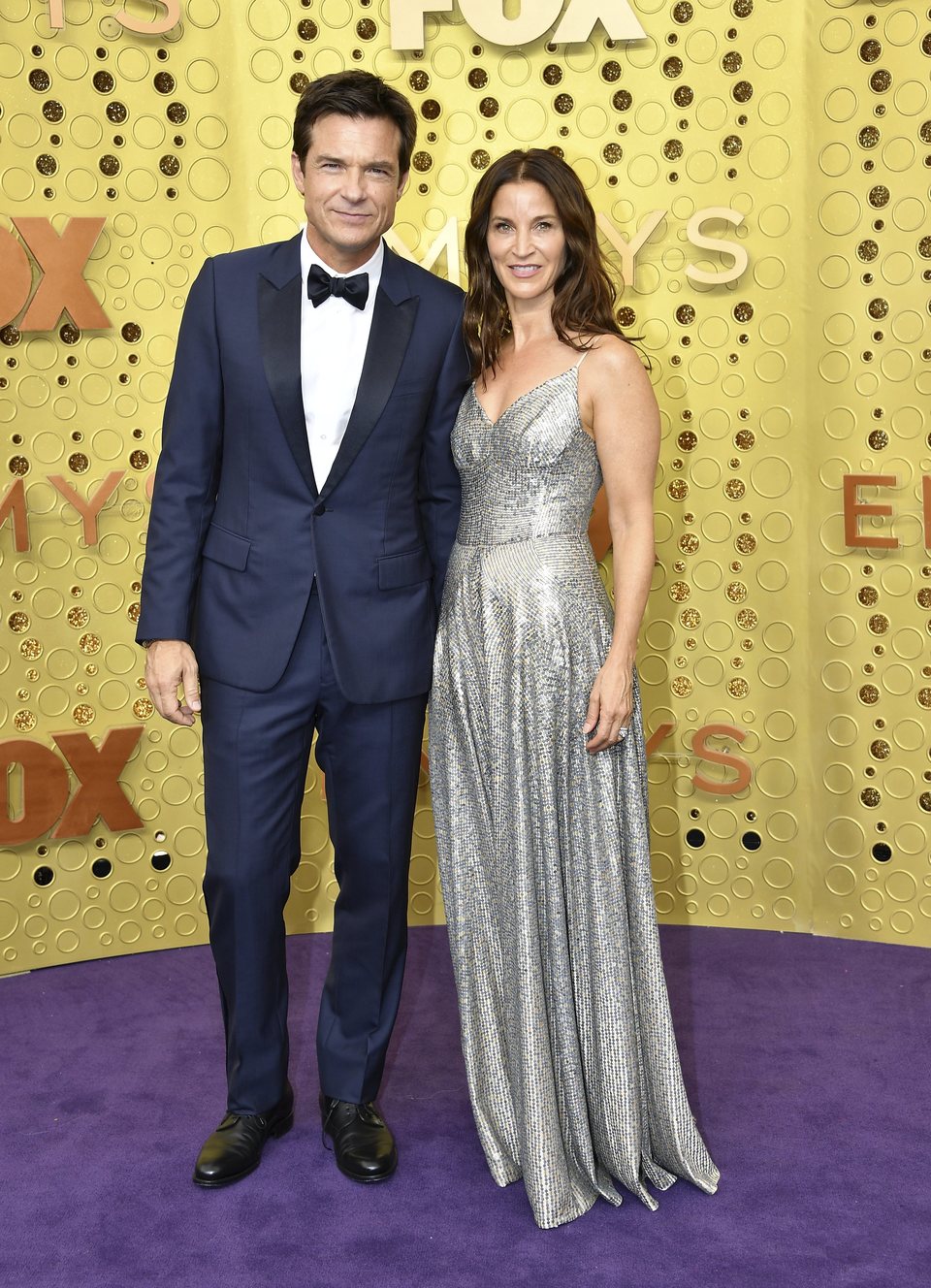 Jason Bateman en la alfombra roja de los Emmy 2019