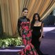 Kendall Jenner y Kim Kardashian en la alfombra roja de los Emmy 2019