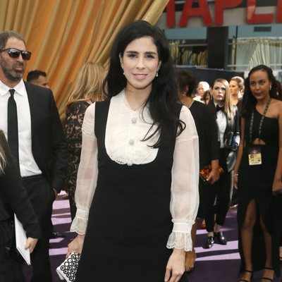 Sarah Silverman en la alfombra roja de los Emmy 2019