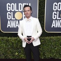 Andrew Scott en la alfombra roja de los Globos de Oro 2020