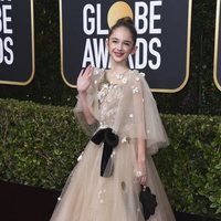 Julia Butters en la alfombra roja de los Globos de Oro 2020