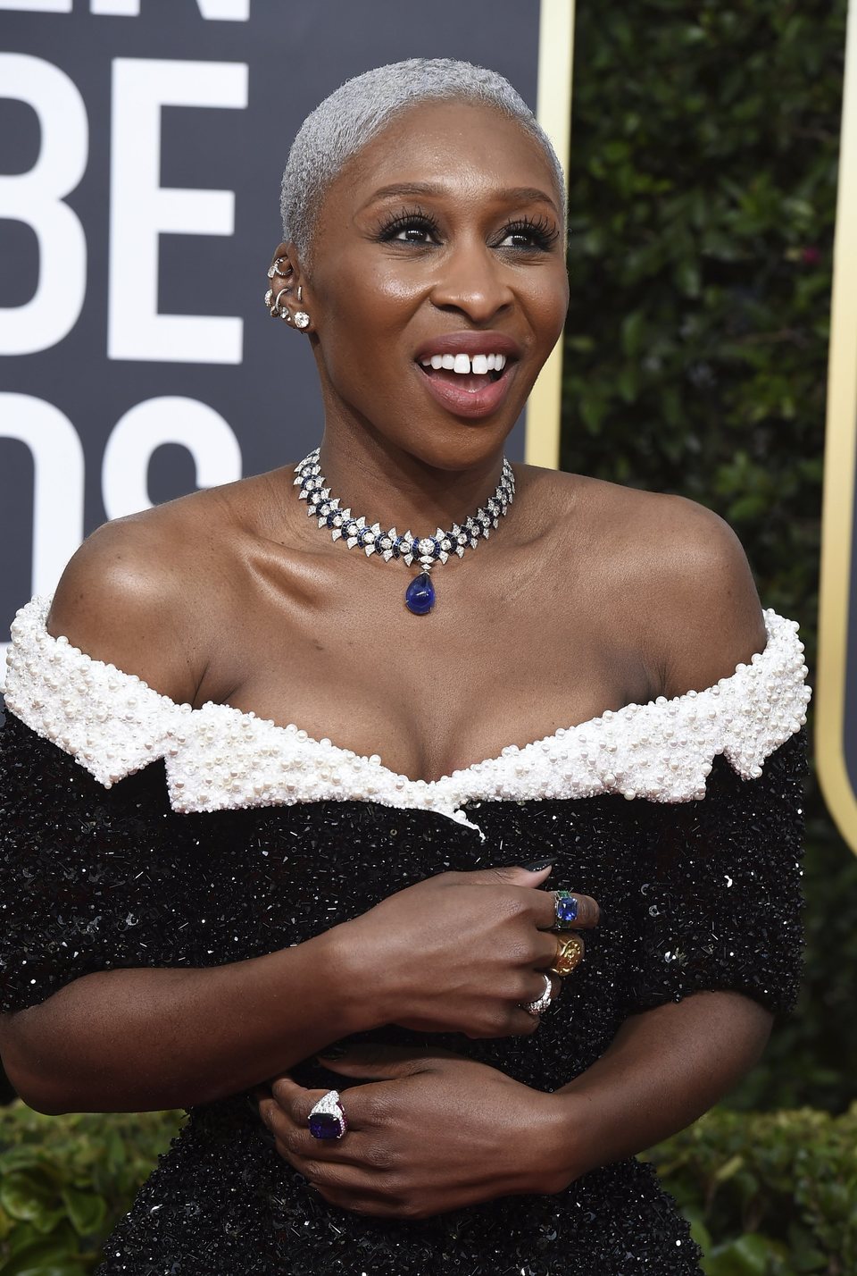 Cynthia Erivo en la alfombra roja de los Globos de Oro 2020