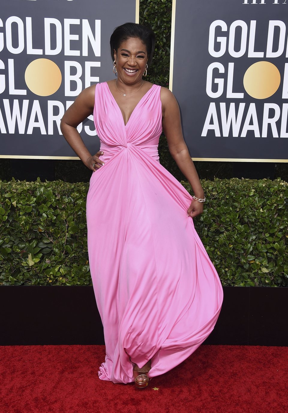 Tiffany Haddish en la alfombra roja de los Globos de Oro 2020