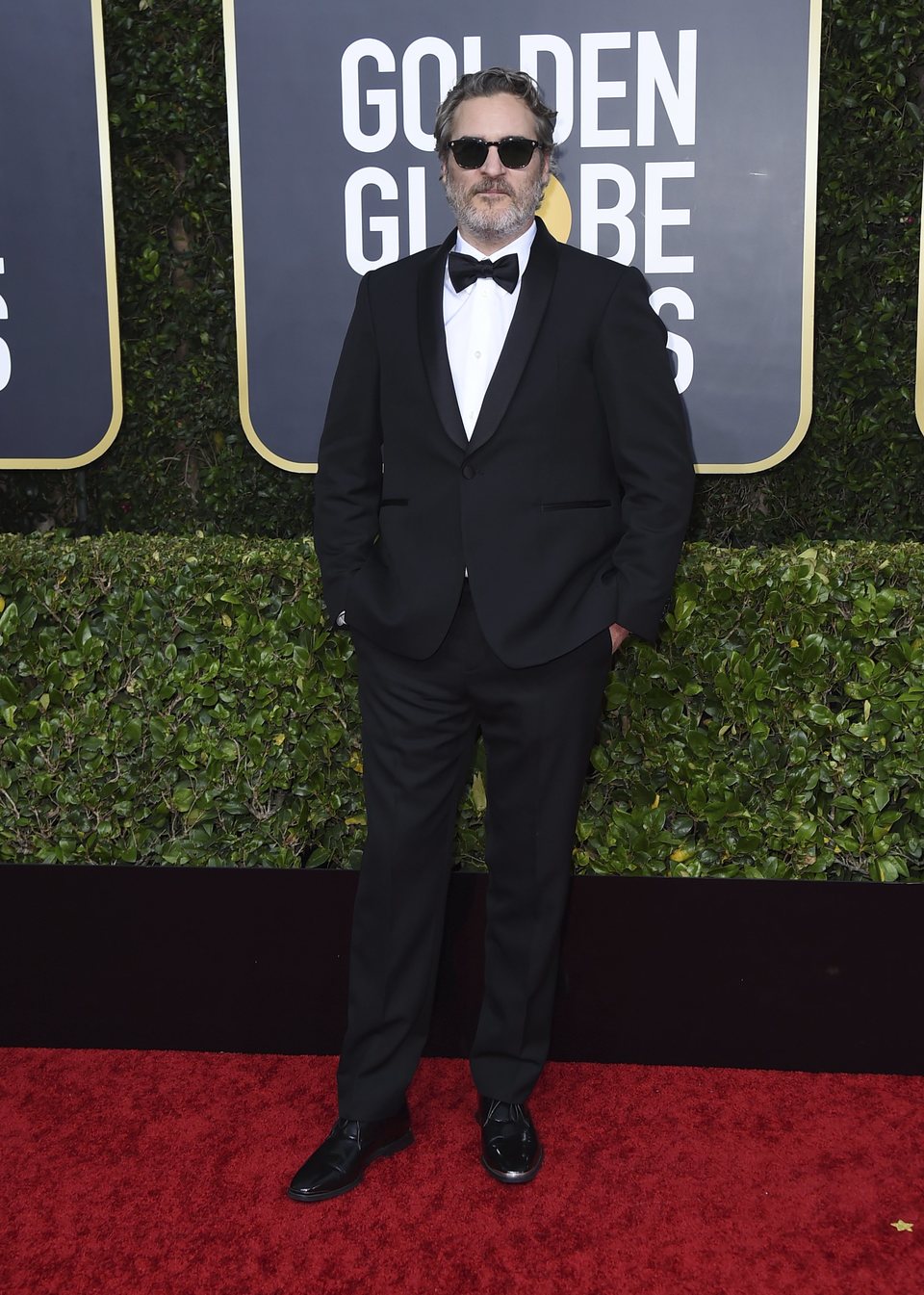 Joaquin Phoenix en la alfombra roja de los Globos de Oro 2020