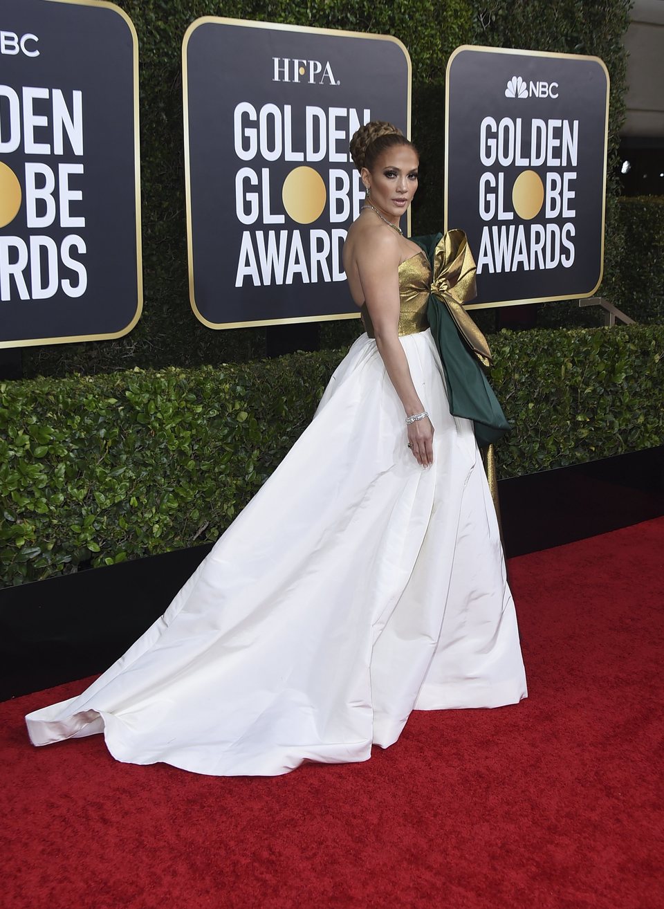 Jennifer Lopez en la alfombra roja de los Globos de Oro 2020