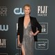 Charlize Theron en la alfombra roja de los Critics' Choice Awards 2020