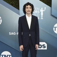 Finn Wolfhard en la alfombra roja de los SAG Awards 2020