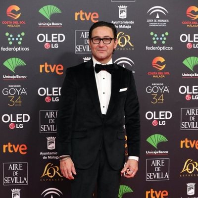 Carlos Santos en la alfombra roja de los Premios Goya 2020