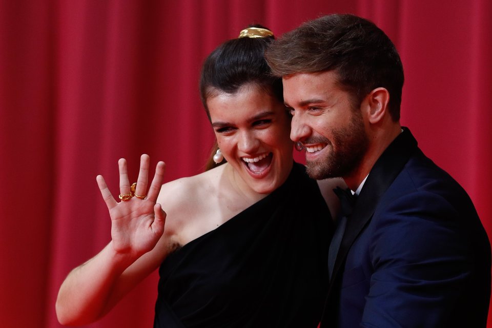 Amaia y Pablo Alborán en la alfombra roja de los Premios Goya 2020