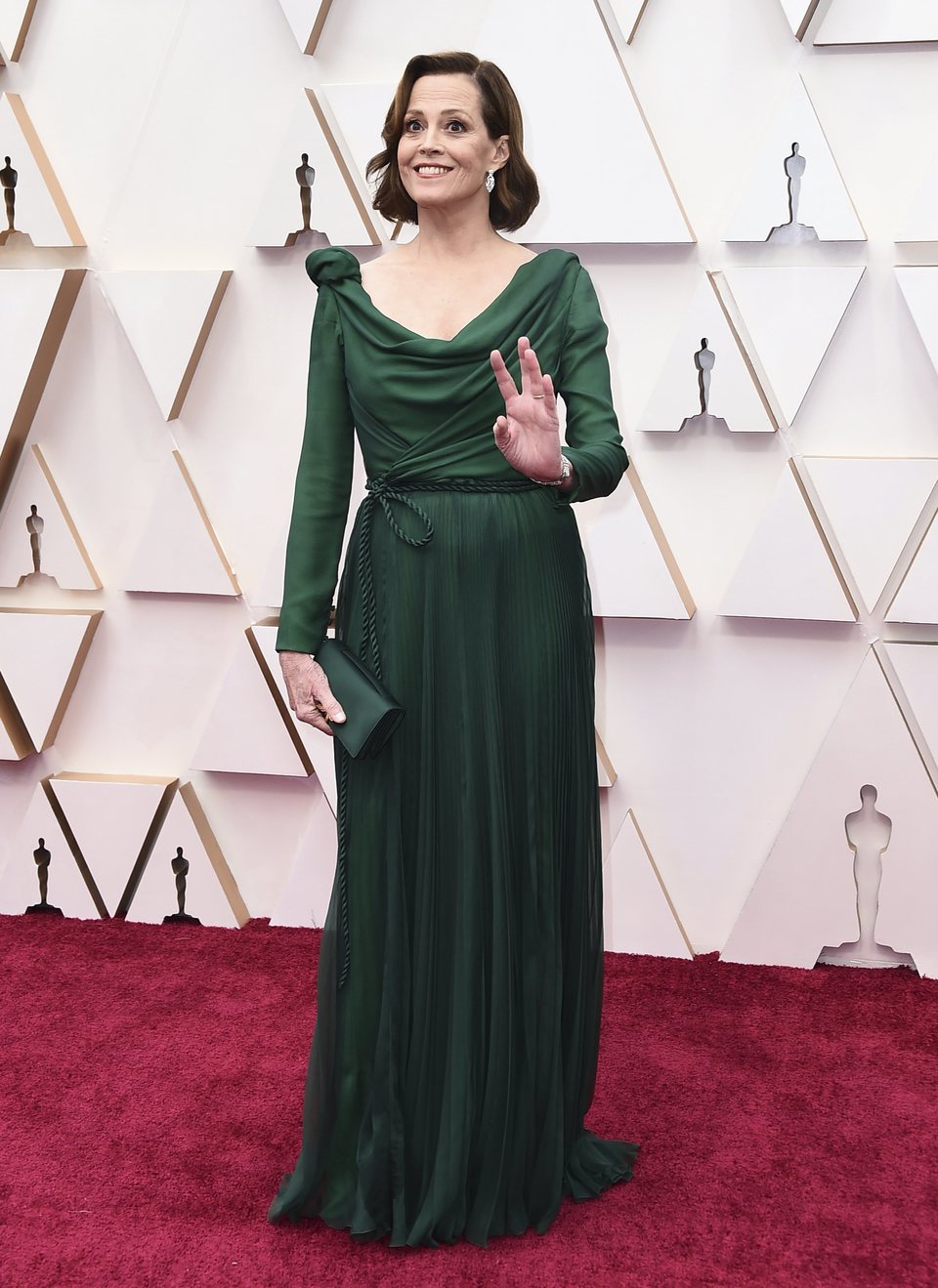 Sigourney Weaver en la alfombra roja de los Oscar 2020