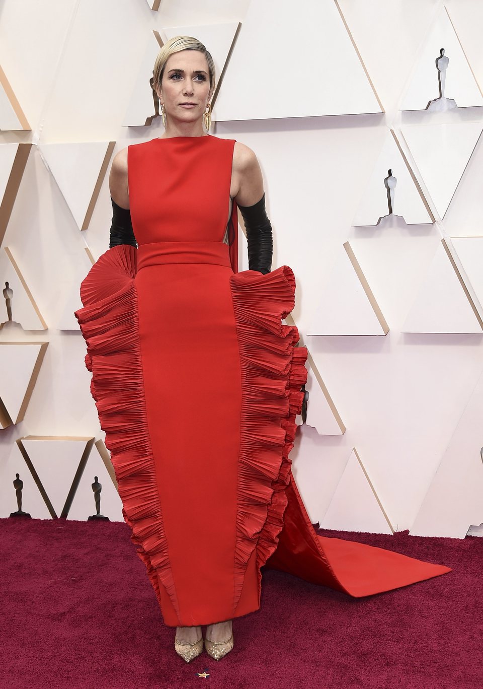 Kristen Wiig en la alfombra roja de los Oscar 2020