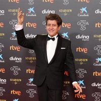 Pedro Casablanc en la alfombra roja de la 35 edición de los Premios Goya