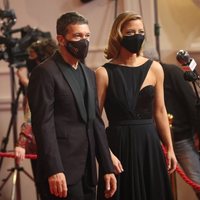 Antonio Banderas y Maria Casado en la alfombra roja de los Goya 2021