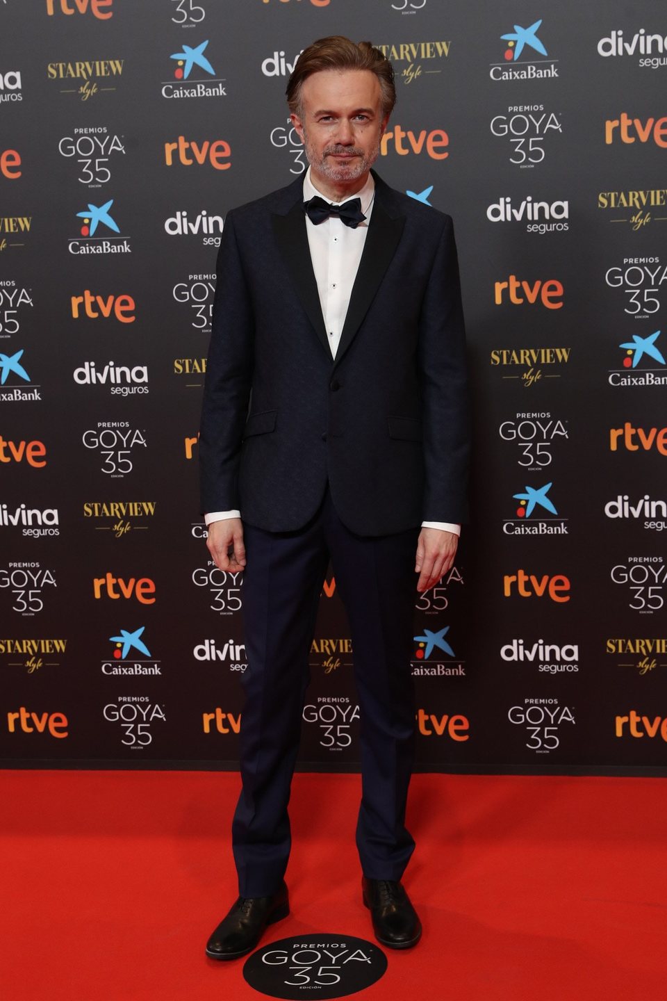 Tristán Ulloa en la alfombra roja de la 35 edición de los Premios Goya