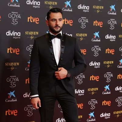 Antonio Velázquez en la alfombra roja de la 35 edición de los Premios Goya