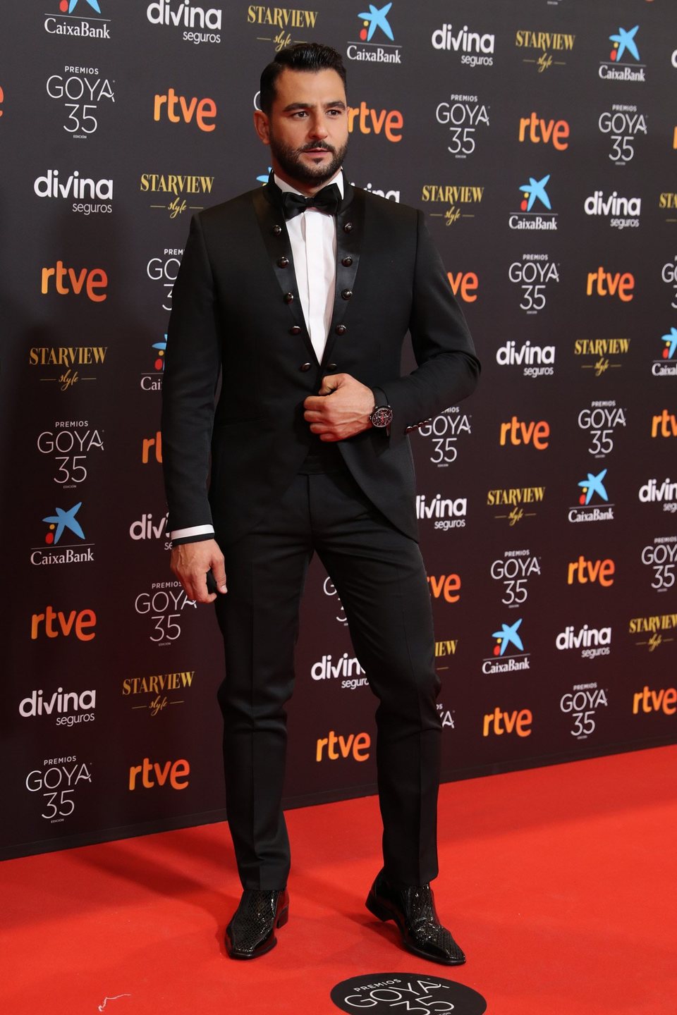 Antonio Velázquez en la alfombra roja de la 35 edición de los Premios Goya