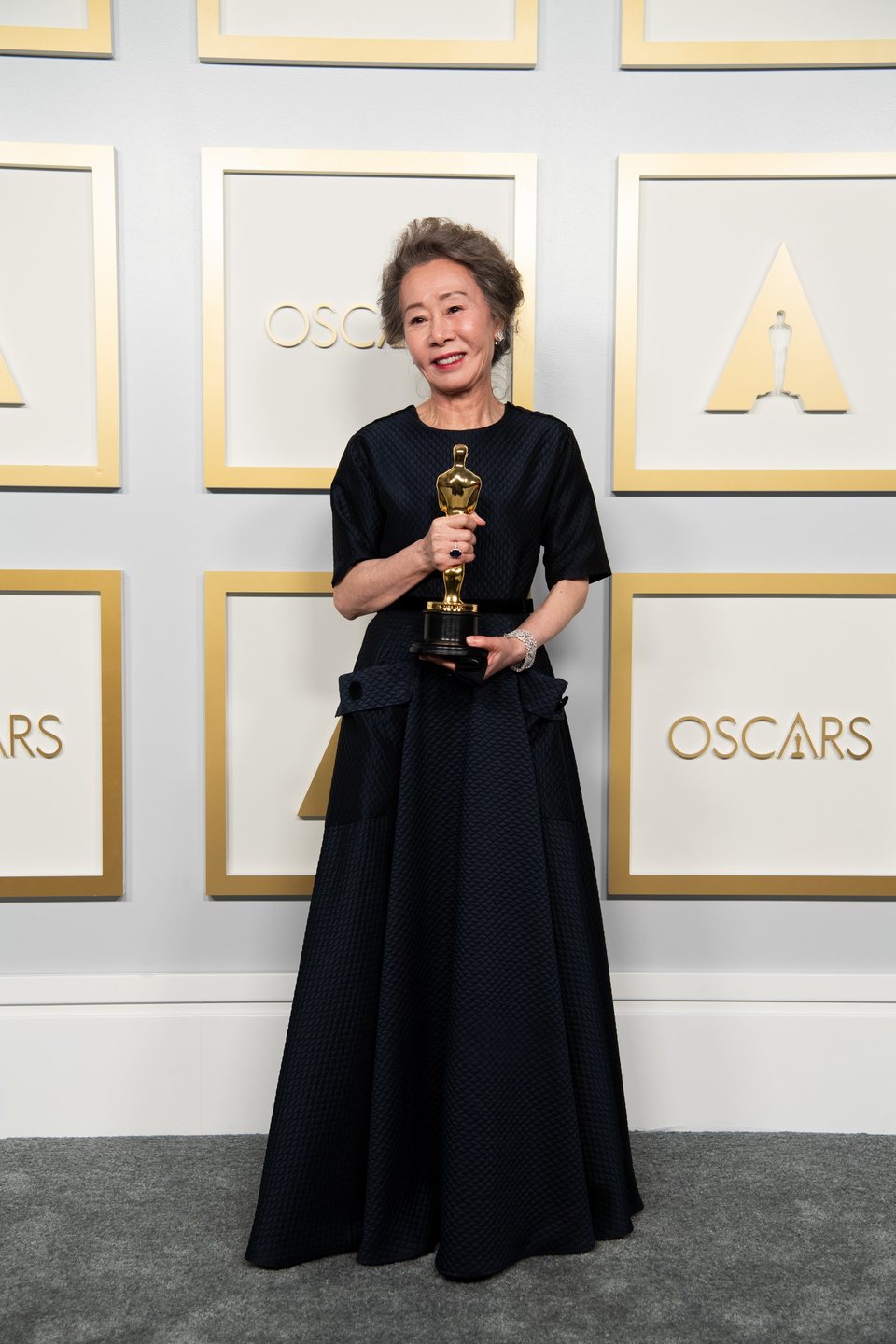 Youn Yuh-Jung ganadora del Oscar 2021 a la Mejor actriz secundaria por 'Minari'