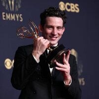 Josh O'Connor, ganador del Emmy 2021 al mejor actor de una serie de drama