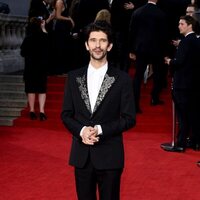 Ben Whishaw durante la premiere mundial de 'Sin tiempo para morir'