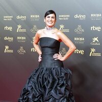  Elena S. Sánchez en la alfombra roja de los Goya 2022