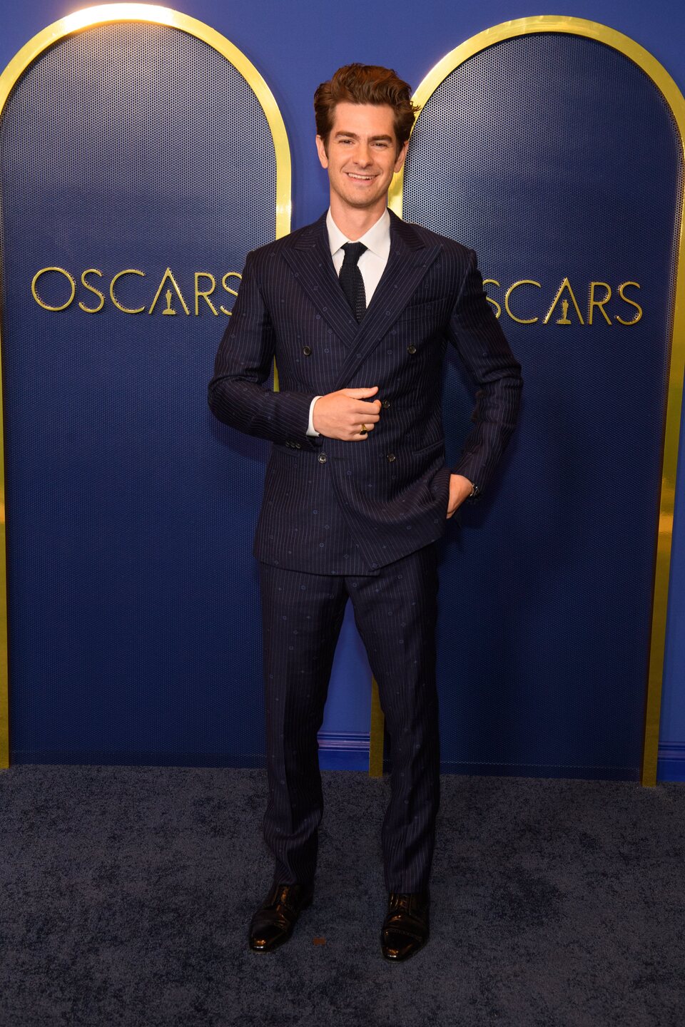 Andrew Garfield en la comida de nominados a los Oscar 2022