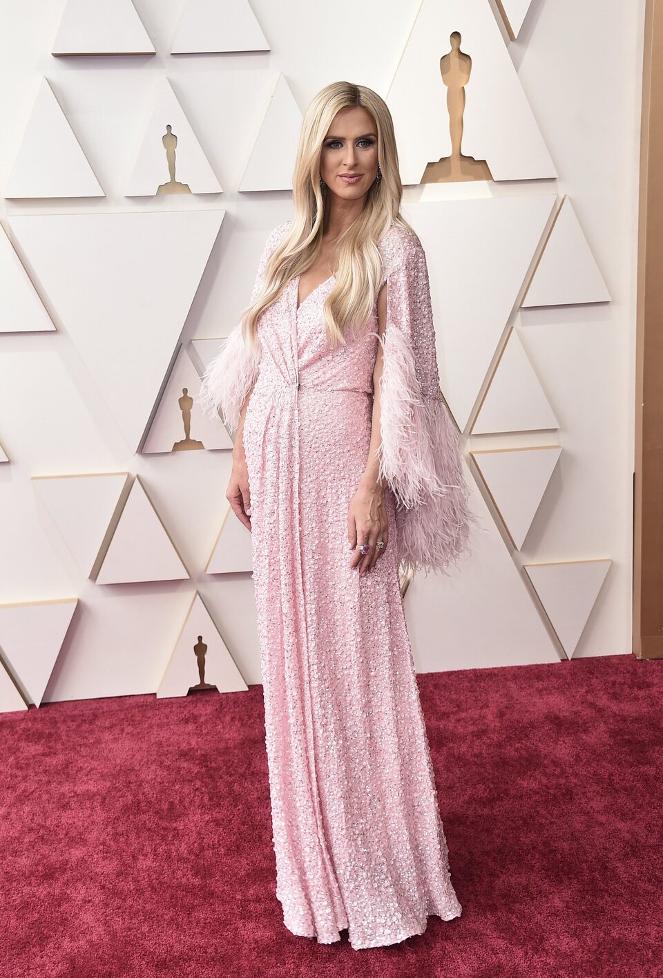 Nicky Hilton en la alfombra roja de los Oscar 2022